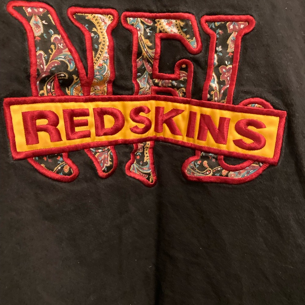 NFL Redskins Embroidered Vintage T-Shirt - Picture 2 of 6